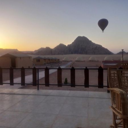 Landscape Rum Camp Hotell Wadi Rum Exteriör bild