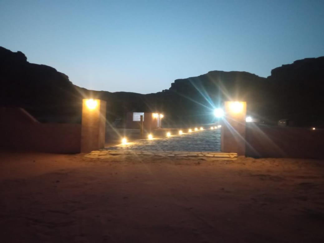 Landscape Rum Camp Hotell Wadi Rum Exteriör bild
