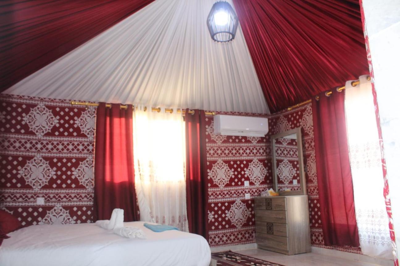 Landscape Rum Camp Hotell Wadi Rum Exteriör bild
